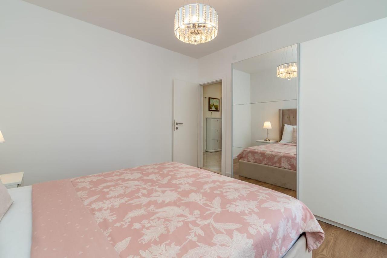 Oleandar Apartman Trogir Kültér fotó