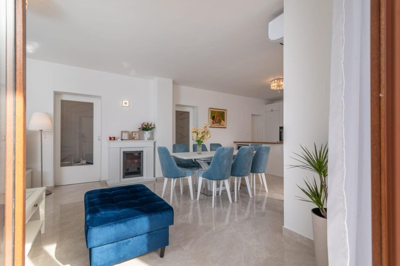 Oleandar Apartman Trogir Kültér fotó
